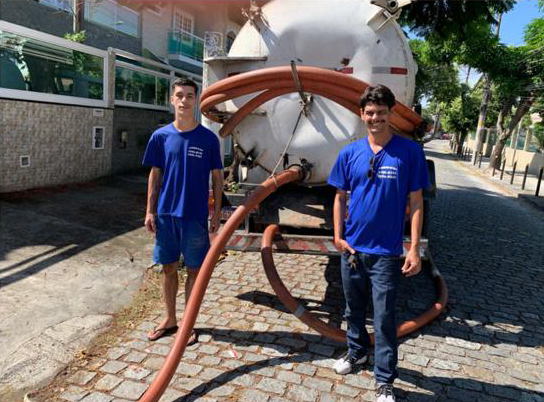 Limpeza de Fossa Com Caminhão - RJ // Desentupidora Ilha do Governador Limpeza de Fossa Com Caminhão - RJ // Desentupidora Ilha do Governador